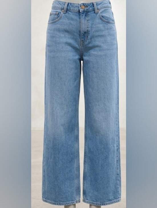 H&M Denim - H&M Pale Blue Wide-Leg Denim Jeans (Sz 8) Classic Comfy Capsule